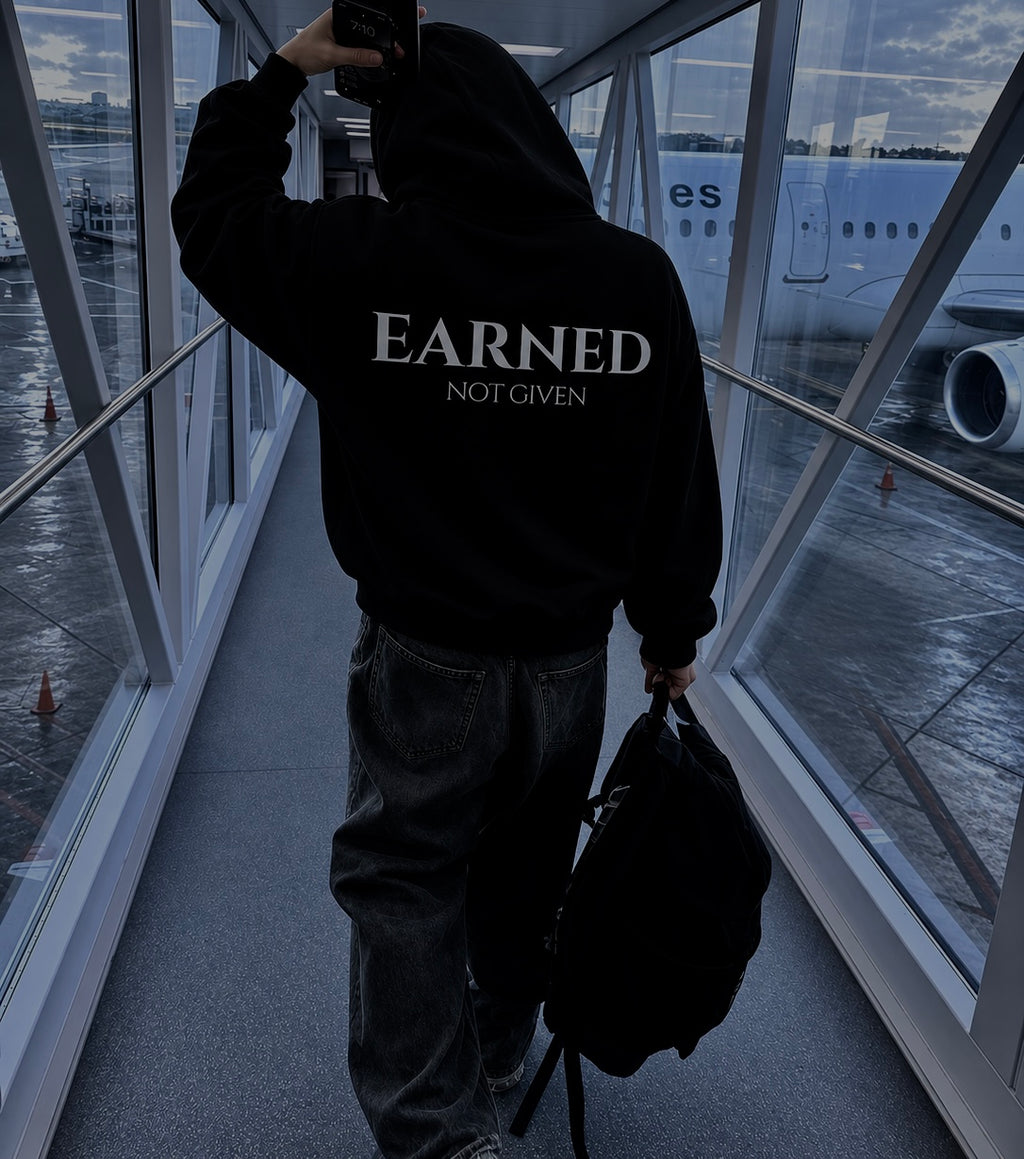 Iconic Hoodie Black